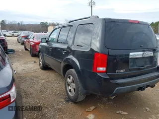 2011 Honda Pilot EX-L with VIN 5FNYF3H69BB043509, listed as a IAAI auction lot 41127719 with 241,167 mi miles and . Bid and sale history available at DreamBid. Image 3.