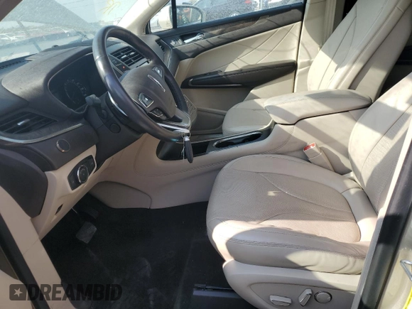 2017 Lincoln MKC Reserve with VIN 5LMCJ3C93HUL02501, listed as a Copart auction lot 52039435 with 77,052 mi miles and Salvage title. Bid and sale history available at DreamBid. Image 7.