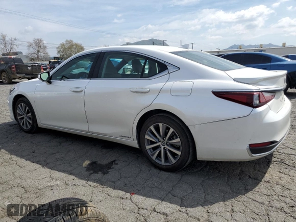 2021 Lexus ES with VIN 58ACA1C18MU003462, listed as a Copart auction lot 46827344 with 16,131 mi miles. Bid and sale history available at carsss.com. Image 2.