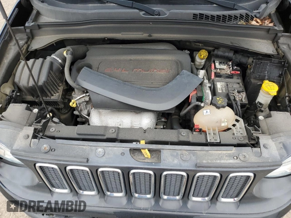 2015 Jeep Renegade Latitude z VIN ZACCJBBT1FPC46815, wystawiony jako Copart lot #73508384 z przebiegiem 84 961 mil mil oraz Szkoda całkowita • Salvage title. Historia ofert i sprzedaży dostępna na DreamBid. Obrazek 11.