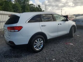 2016 Kia Sorento LX with VIN 5XYPGDA35GG096853, listed as a Copart auction lot 52545585 with 245,856 mi miles and Clean Title. Bid and sale history available at carsss.com. Image 3.