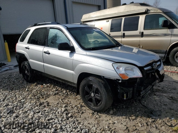 2010 Kia Sportage LX with VIN KNDKG3A4XA7722754, listed as a Copart auction lot 48991575 with 190,149 mi miles and Clean Title. Bid and sale history available at carsss.com. Image 4.