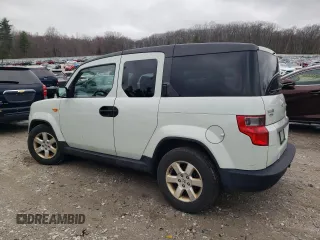 2011 Honda Element EX with VIN 5J6YH2H77BL003367, listed as a Copart auction lot 52401305 with 215,346 mi miles and Clean Title. Bid and sale history available at DreamBid. Image 2.