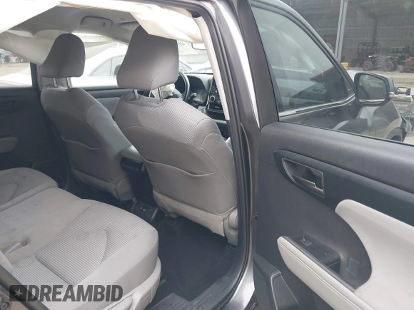 2021 Toyota Highlander L with VIN 5TDZZRAH8MS059113, listed as a IAAI auction lot 41590682 with 60,150 mi miles and . Bid and sale history available at DreamBid. Image 8.