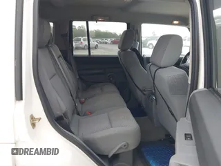 2006 Jeep Commander с VIN 1J8HH48K76C229610, выставлен на аукционе IAAI как лот 41961432 с пробегом 160 971 миль миль и . История ставок и продаж доступна на DreamBid. Изображение 8.