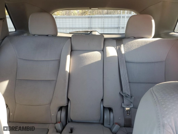 2012 Kia Sorento LX with VIN 5XYKT4A61CG205819, listed as a Copart auction lot 48263885 with 173,057 mi miles and Salvage Title. Bid and sale history available at carsss.com. Image 10.