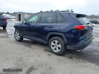 2019 Toyota RAV4 XLE with VIN JTMP1RFV7KD028229, listed as a IAAI auction lot 41628439 with 50,235 mi miles. Bid and sale history available at carsss.com. Image 3.