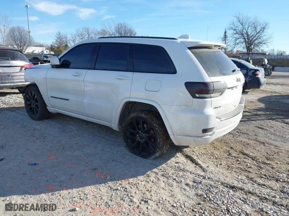 2018 Jeep Grand Cherokee Laredo E with VIN 1C4RJFAG6JC137155, listed as a IAAI auction lot 41391410 with 108,271 mi miles. Bid and sale history available at carsss.com. Image 3.