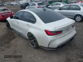 2022 BMW M3 Competition z VIN WBS33AY0XNFM29450, wystawiony jako IAAI lot #41609392 z przebiegiem 22 776 mil mil oraz . Historia ofert i sprzedaży dostępna na DreamBid. Obrazek 3.