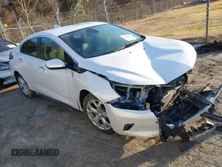2018 Chevrolet Volt Premier with VIN 1G1RB6S57JU156942, listed as a IAAI auction lot 41472977 with 59,761 mi miles. Bid and sale history available at carsss.com. Image 1.