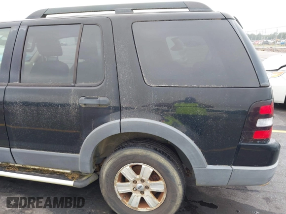 2006 Ford Explorer XLT z VIN 1FMEU73E56UB30587, wystawiony jako IAAI lot #42337673 z przebiegiem 270 322 mil mil oraz . Historia ofert i sprzedaży dostępna na DreamBid. Obrazek 15.