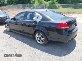 2008 Pontiac G8 z VIN 6G2ER57708L129191, wystawiony jako IAAI lot #42468013 z przebiegiem 133 134 mil mil oraz . Historia ofert i sprzedaży dostępna na DreamBid. Obrazek 3.