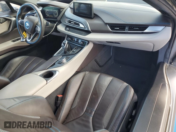 2016 BMW i8 z VIN WBY2Z2C54GV675234, wystawiony jako Copart lot #74126583 z przebiegiem 6272 mil mil oraz Szkody całkowita. Historia ofert i sprzedaży dostępna na DreamBid. Obrazek 8.