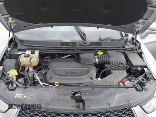 2021 Chrysler Pacifica Touring L with VIN 2C4RC1BG3MR542543, listed as a IAAI auction lot 41657073 with 118,833 mi miles and . Bid and sale history available at DreamBid. Image 10.
