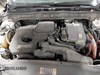 2014 Ford Fusion SE Hybrid with VIN 3FA6P0LU8ER183231, listed as a IAAI auction lot 41848377 with 130,496 mi miles. Bid and sale history available at carsss.com. Image 10.