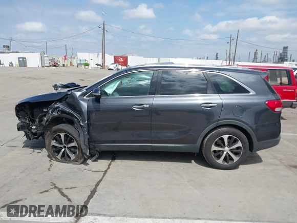 2017 Kia Sorento EX with VIN 5XYPH4A51HG318594, listed as a IAAI auction lot 41902724 with 113,498 mi miles and . Bid and sale history available at carsss.com. Image 14.