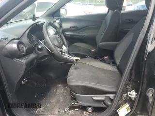 2019 Nissan Kicks SR z VIN 3N1CP5CU5KL506016, wystawiony jako Copart lot #54432185 z przebiegiem 134 553 mil mil oraz Szkoda całkowita • Salvage title. Historia ofert i sprzedaży dostępna na DreamBid. Obrazek 7.