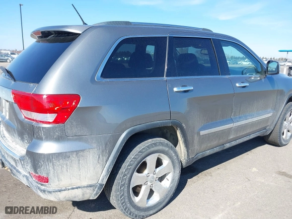 2013 Jeep Grand Cherokee Limited with VIN 1C4RJFBG1DC616179, listed as a IAAI auction lot 41853911 with 138,800 mi miles. Bid and sale history available at carsss.com. Image 6.