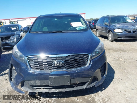 2019 Kia Sorento LX with VIN 5XYPG4A3XKG523100, listed as a IAAI auction lot 41814743 with 138,767 mi miles and . Bid and sale history available at carsss.com. Image 12.