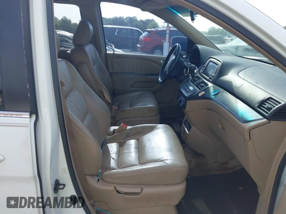 2006 Honda Odyssey EX-L with VIN 5FNRL38726B038471, listed as a IAAI auction lot 42094020 with 171,250 mi miles. Bid and sale history available at carsss.com. Image 5.