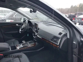 2018 Audi Q5 Premium Plus with VIN WA1BNAFY8J2087305, listed as a IAAI auction lot 41961830 with 128,163 mi miles. Bid and sale history available at carsss.com. Image 5.