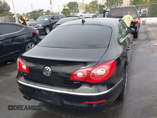 2012 Volkswagen CC R-Line z VIN WVWMP7AN5CE501909, wystawiony jako IAAI lot #39791104 z przebiegiem 217 399 mil mil oraz . Historia ofert i sprzedaży dostępna na DreamBid. Obrazek 15.