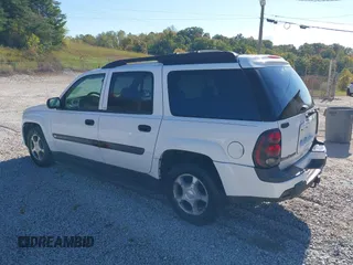 2004 Chevrolet TrailBlazer EXT LT with VIN 1GNET16S246147331, listed as a IAAI auction lot 40595061 with 223,984 mi miles. Bid and sale history available at carsss.com. Image 3.