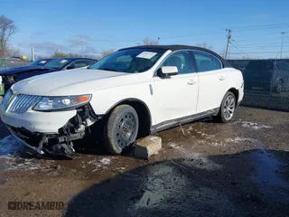 2009 Lincoln MKS with VIN 1LNHM93R39G620539, listed as a IAAI auction lot 41969146 with 170,253 mi miles. Bid and sale history available at carsss.com. Image 6.