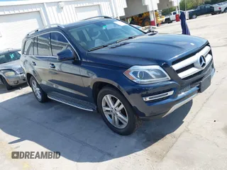 2015 Mercedes-Benz GL-Class GL 450 with VIN 4JGDF6EE9FA485681, listed as a IAAI auction lot 41800545 with 133,104 mi miles. Bid and sale history available at carsss.com. Image 1.