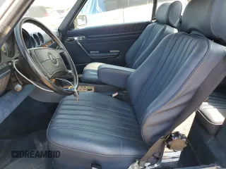 1989 Mercedes-Benz 560 560SL with VIN WDBBA48D1KA096480, listed as a Copart auction lot 71076444 with 208,407 mi miles and Clean Title. Bid and sale history available at carsss.com. Image 7.