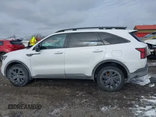 2022 Kia Sorento X-Line S z VIN 5XYRLDLCXNG150954, wystawiony jako IAAI lot #41581664 z przebiegiem 52 382 mil mil oraz . Historia ofert i sprzedaży dostępna na DreamBid. Obrazek 14.