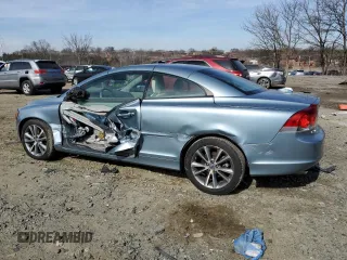 2010 Volvo C70 with VIN YV1672MC7AJ092364, listed as a Copart auction lot 46311325 with 127,114 mi miles and Salvage Title. Bid and sale history available at carsss.com. Image 2.