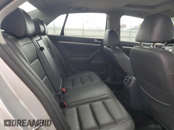 2008 Volkswagen Jetta SE with VIN 3VWRM71K58M184202, listed as a Copart auction lot 58373365 with 150,137 mi miles and Salvage title. Bid and sale history available at DreamBid. Image 10.