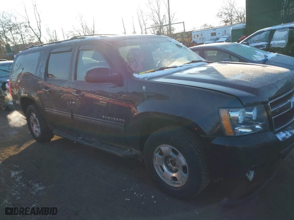 2013 Chevrolet Suburban LT with VIN 1GNSKJE78DR347079, listed as a IAAI auction lot 41404605 with 170,274 mi miles. Bid and sale history available at carsss.com. Image 13.