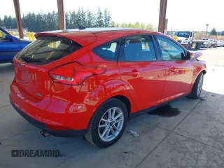2015 Ford Focus SE with VIN 1FADP3K25FL294442, listed as a IAAI auction lot 42078572 with 127,523 mi miles. Bid and sale history available at carsss.com. Image 4.