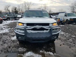 2004 Chevrolet Avalanche Z71 with VIN 3GNEK12T84G244842, listed as a Copart auction lot 86122064 with 157,741 mi miles and Clean Title. Bid and sale history available at DreamBid. Image 5.