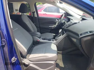 2013 Ford Escape SE z VIN 1FMCU9GX2DUD00321, wystawiony jako IAAI lot #42494558 z przebiegiem 117 600 mil mil oraz . Historia ofert i sprzedaży dostępna na DreamBid. Obrazek 5.