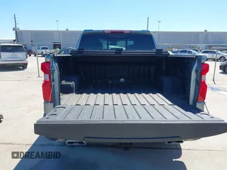2024 Chevrolet Silverado 1500 with VIN 2GCUDJED1R1196328, listed as a IAAI auction lot 41723487 with 41,073 mi miles and . Bid and sale history available at DreamBid. Image 18.