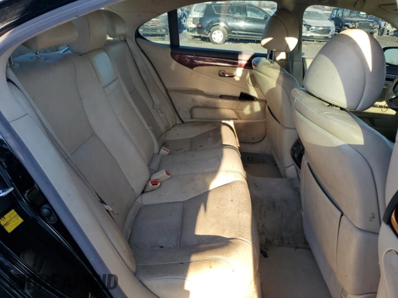 2012 Lexus LS 460 z VIN JTHCL5EF5C5012732, wystawiony jako Copart lot #42987625 z przebiegiem 131 078 mil mil oraz Szkoda całkowita • Salvage title. Historia ofert i sprzedaży dostępna na DreamBid. Obrazek 10.