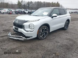 2024 Mitsubishi Outlander SEL z VIN JA4J4WA89RZ056649, wystawiony jako IAAI lot #41715013 z przebiegiem 7 835 mil mil oraz . Historia ofert i sprzedaży dostępna na DreamBid. Obrazek 16.