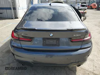 2022 BMW 3 Series 330i xDrive with VIN 3MW5R7J02N8C25100, listed as a Copart auction lot 48193255 with 37,122 mi miles and Salvage Title. Bid and sale history available at carsss.com. Image 6.