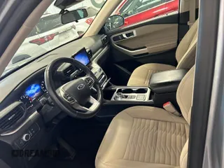 2021 Ford Explorer XLT z VIN 1FMSK7DH7MGB34492, wystawiony jako IAAI lot #42529674 z przebiegiem 96 225 mil mil oraz . Historia ofert i sprzedaży dostępna na DreamBid. Obrazek 6.