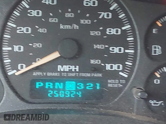2002 Chevrolet Avalanche z VIN 3GNEC13T02G159096, wystawiony jako IAAI lot #42311525 z przebiegiem 250 924 mil mil oraz . Historia ofert i sprzedaży dostępna na DreamBid. Obrazek 15.