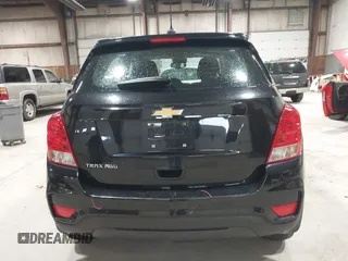 2019 Chevrolet Trax LS with VIN 3GNCJNSB0KL152458, listed as a IAAI auction lot 41944875 with 118,055 mi miles. Bid and sale history available at carsss.com. Image 17.