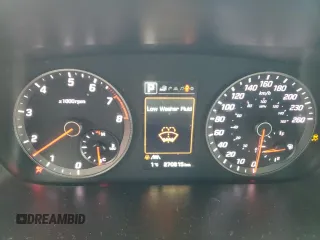 2015 Hyundai Sonata Limited z VIN 5NPE34AB5FH095932, wystawiony jako Copart lot #61799995 z przebiegiem 270 615 mil mil oraz Szkoda całkowita • Salvage title. Historia ofert i sprzedaży dostępna na DreamBid. Obrazek 9.