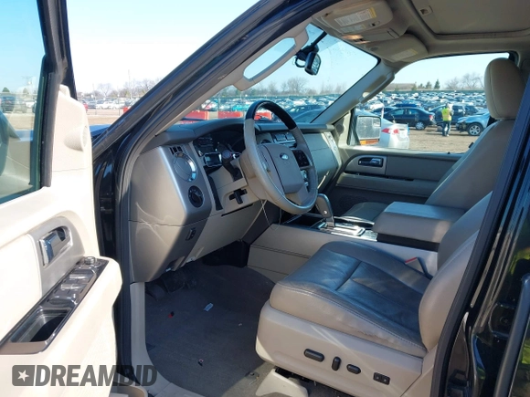 2013 Ford Expedition Limited с VIN 1FMJU2A52DEF64185, выставлен на аукционе IAAI как лот 42020671 с пробегом 166 453 миль миль и . История ставок и продаж доступна на DreamBid. Изображение 5.
