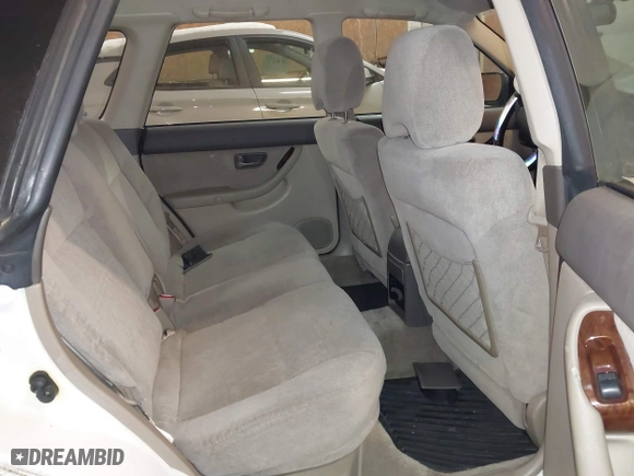 2002 Subaru Legacy Wagon Outback w/All Weather Pkg with VIN 4S3BH675027631668, listed as a IAAI auction lot 41491574 with 175,167 mi miles. Bid and sale history available at carsss.com. Image 8.