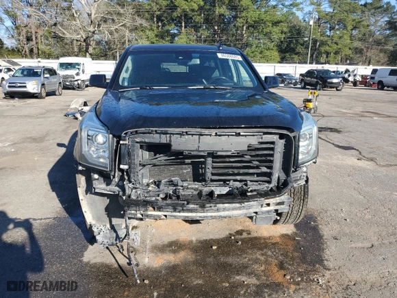 2020 GMC Yukon XL Denali with VIN 1GKS2HKJ9LR190876, listed as a Copart auction lot 46588685 with 157,882 mi miles and Salvage Title. Bid and sale history available at carsss.com. Image 5.