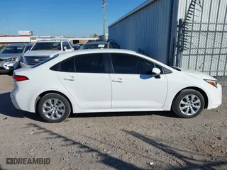 2024 Toyota Corolla Hybrid LE with VIN JTDBCMFE7R3028559, listed as a IAAI auction lot 40849636 with 17,649 mi miles. Bid and sale history available at carsss.com. Image 13.