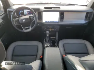 2024 Ford Bronco Outer Banks with VIN 1FMEE8BP9RLA03325, listed as a Copart auction lot 80522554 with 2,081 mi miles and Non Repairable. Bid and sale history available at DreamBid. Image 8.